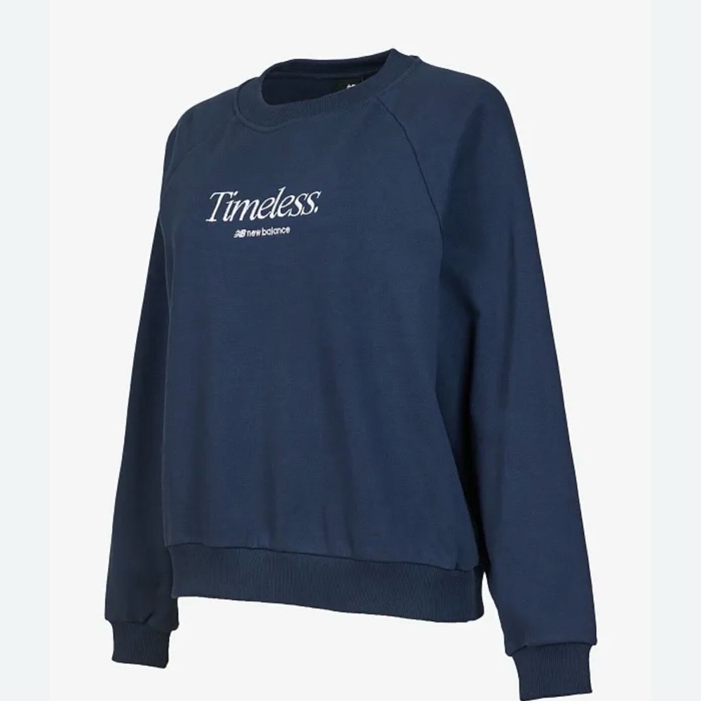 “Timeless” New Balance Sweatshirt! navy